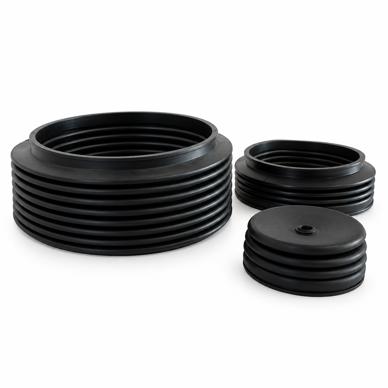 Tres fuelles negros de goma fabricados a medida